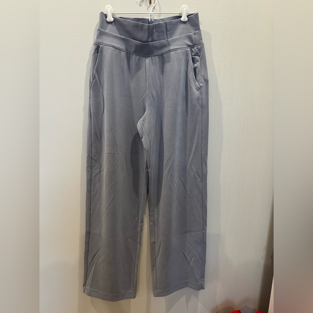 Athleta